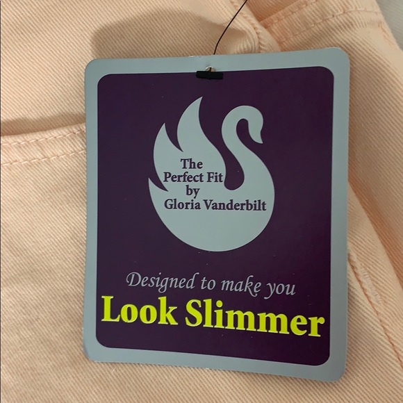 Amanda Slimming Jeans by Gloria Vanderbilt - Picture 3 of 6